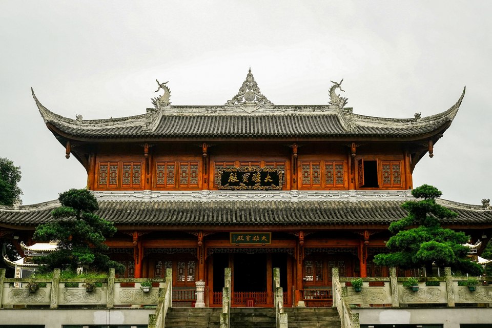 白鹤古寺殿堂
